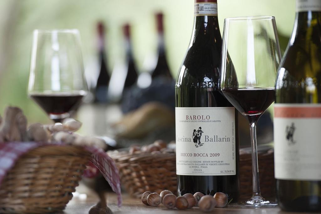 Cascina Ballarin La Morra Ngoại thất bức ảnh